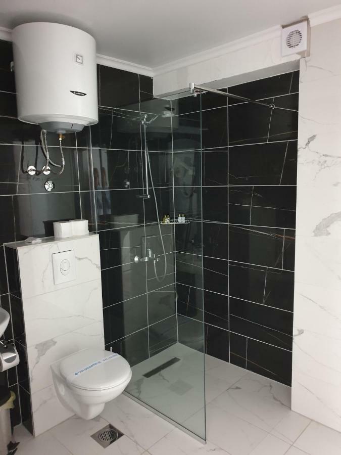 Hotel Cingo Ohrid Esterno foto